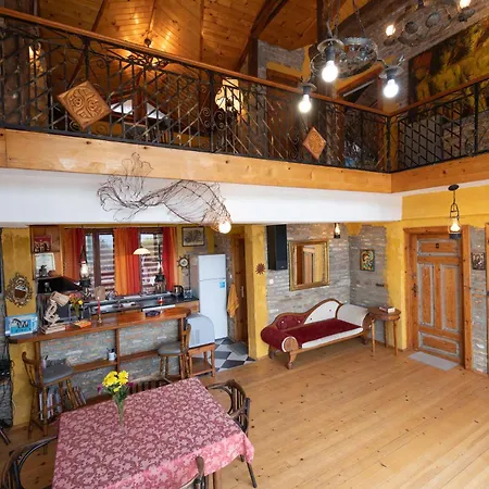 Casa De Artes * Balchik